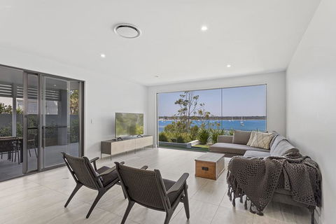 Danalene Parade, 46B Maggie's Place - Accommodation Melbourne 1