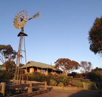 Daysy Hill Country Cottages - Accommodation Melbourne