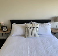 Delicate and Peaceful Bundoora Townhouse 11-R3 - Accommodation Melbourne