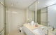Deluxe Private Apartment In Surfers Paradise - thumb 2