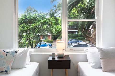 DENHAM DAZE (I677) -L'Abode - Accommodation Melbourne 0