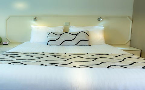 Deniliquin Country Club Motor Inn - Accommodation Melbourne 0