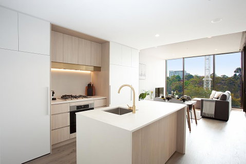 Designer Apartment With Balcony In Quiet Suburb - Accommodation Melbourne 1