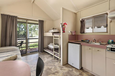 Discovery Parks - Cloncurry - Melbourne 4u 0