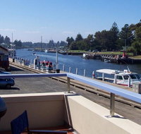 Dockside Waterfront Indulgence - Accommodation Melbourne