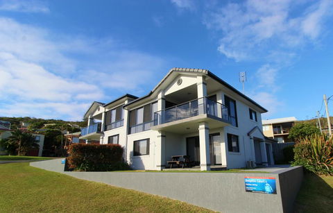 Dolphin Court 1, 1 Gowing Street - Accommodation Melbourne 2