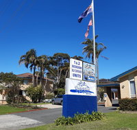 Dolphins of Mollymook Motel and Fifth Green Apartments - Accommodation Melbourne