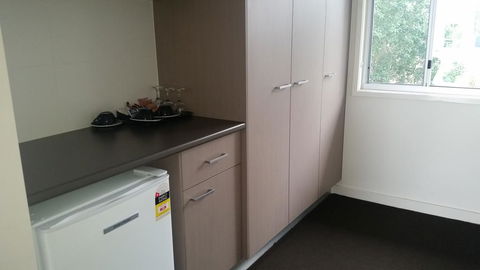 Dooleys Tavern And Motel Capella - Accommodation Melbourne 2