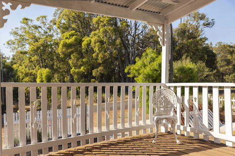 Dwellingup Retreat - Accommodation Melbourne 1