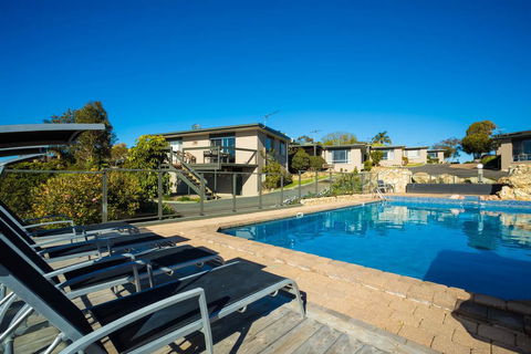 Eagle Heights Holiday Units - Melbourne 4u 0
