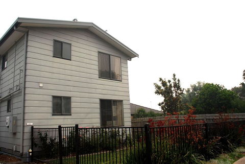 EAGLES NEST VIEWS ON TAMARA - Accommodation Melbourne 0