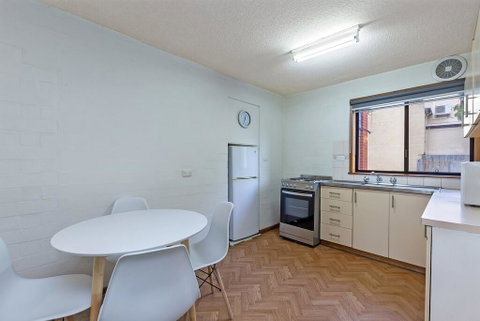 Eastern Beach Unit #1 - Accommodation Melbourne 3