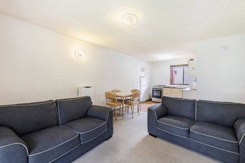 Eastern Beach Units #3 - Accommodation Melbourne 3