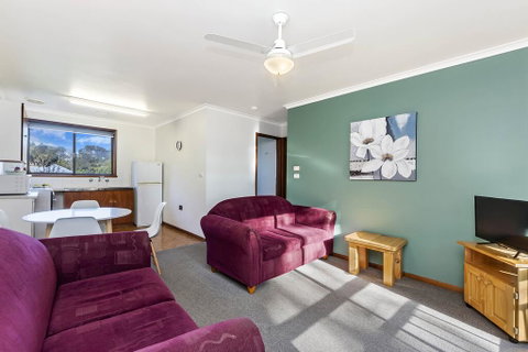 Eastern Beach Units #4 - Accommodation Melbourne 2