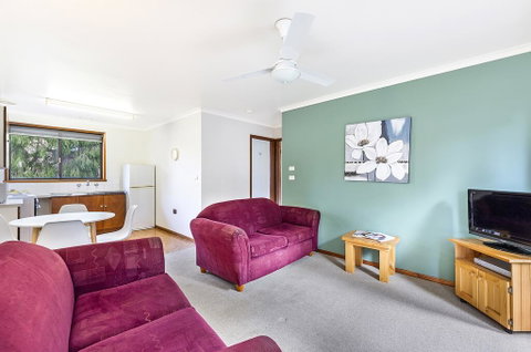 Eastern Beach Units #5 - Accommodation Melbourne 3