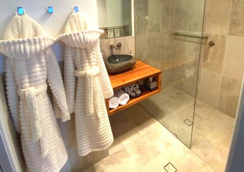 Eiger Chalet - Accommodation Melbourne 3