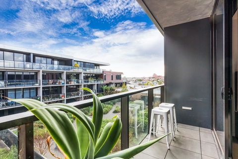 Elegant 1 Bed 1 Bath & Free Parking - Accommodation Melbourne 2