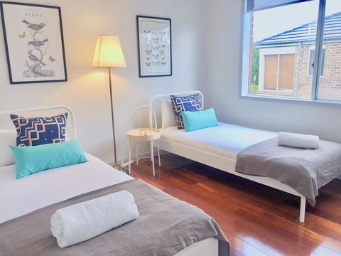 Elegant Glen House 4B5B ParkFront - Accommodation Melbourne 2