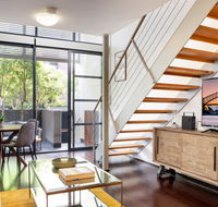 Elegant Loft Perfect for Inner City Explorers - Accommodation Melbourne