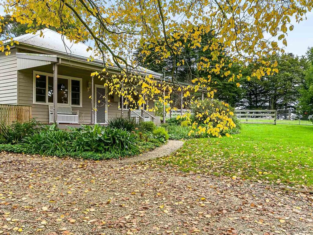 Almurta ACT Accommodation Melbourne
