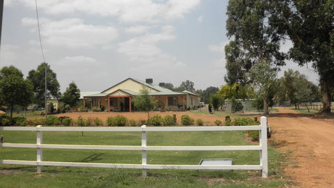 Enderslie House Bed & Breakfast - Accommodation Melbourne 1