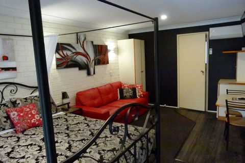 Esk Wivenhoe Motor Inn - Accommodation Melbourne 1