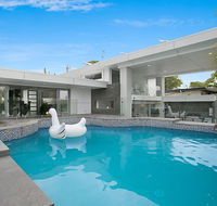 Essence of Broadbeach - Accommodation Melbourne