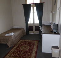 Exchange Hotel Toogoolawah - Melbourne 4u