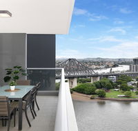 Executive Family 3 Bedroom Suite - Brisbane CBD - Views - Pool - WIFI - Free parking - Melbourne 4u