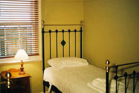 Eyre House - Accommodation Melbourne 0