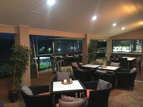 Fairway Village @ Windaroo Lakes Golf Club - Accommodation Melbourne 2