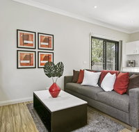 Family-friendly hideaway in quiet suburb