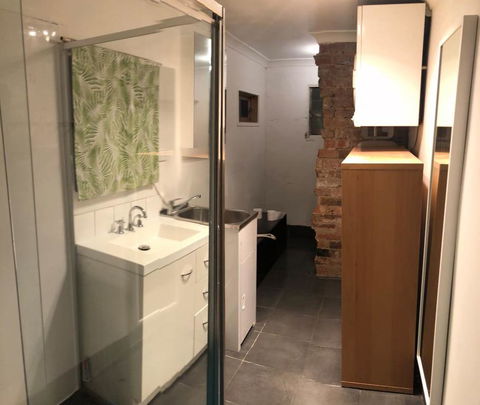 Fantastic Fitzroy - Huge House For A Magical Time! - Accommodation Melbourne 3