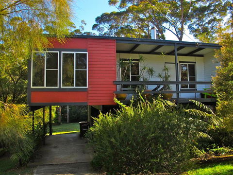 Finisterre Beach House - Accommodation Melbourne 0