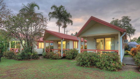 Flying Fish Point Tourist Park - Accommodation Melbourne 0