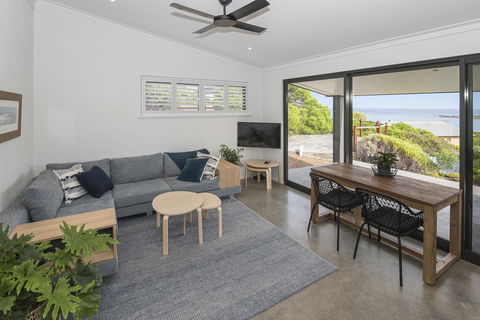 FortyTwo Mini - Accommodation Melbourne 0