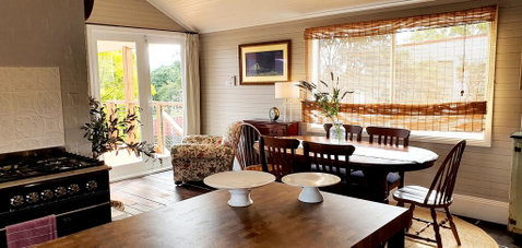 Galway - Accommodation Melbourne 1
