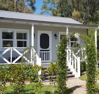 Georges at Hepburn - Miner's cottage - Accommodation Melbourne
