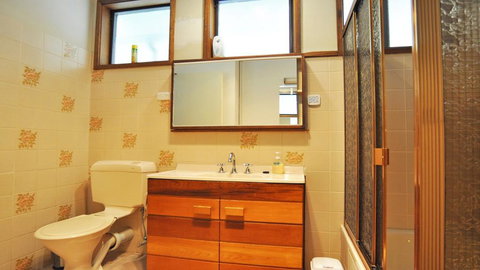 GETAWAY ON GARDEN - FREE WIFI - PET FRIENDLY (OUTSIDE ONLY) - Accommodation Melbourne 1