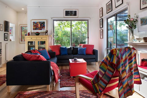 Giraffe Manor - Accommodation Melbourne 2