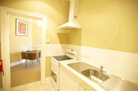 Globe Apartments - Accommodation Melbourne 3