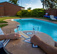 Golden Country Motel and Caravan Park - Accommodation Melbourne