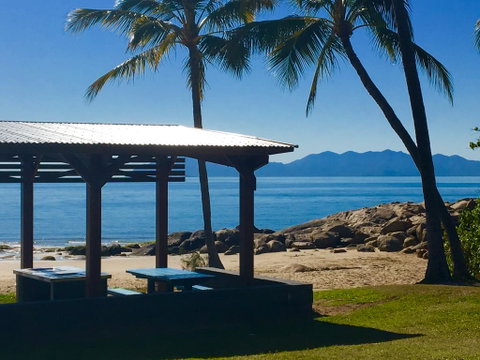 Golden Sands Beach House - Accommodation Melbourne 0