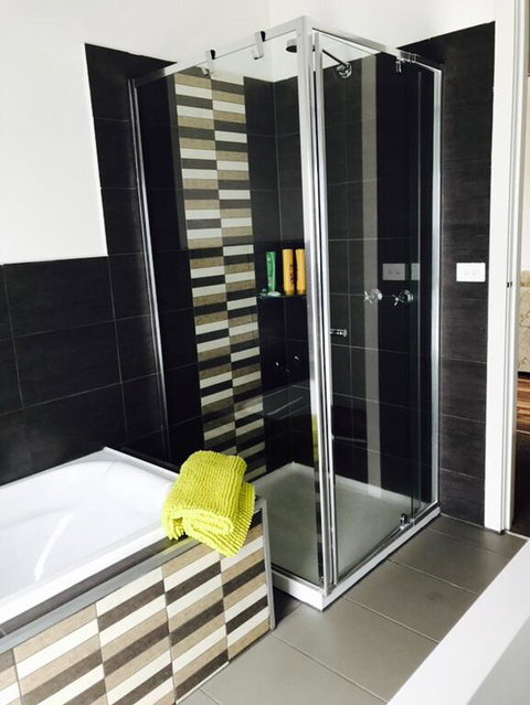 Gone Skiing - Accommodation Melbourne 3