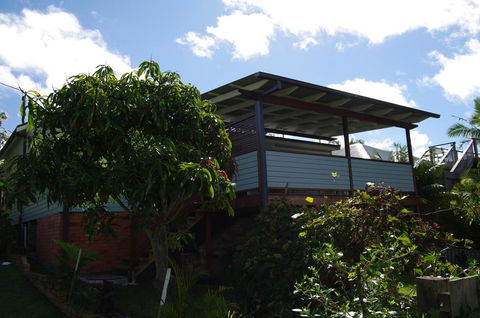 Good Vibes, 18 East Street - Accommodation Melbourne 0
