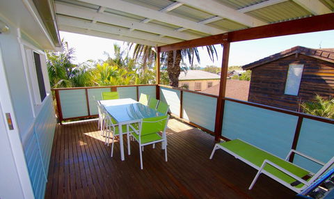 Good Vibes, 18 East Street - Accommodation Melbourne 2