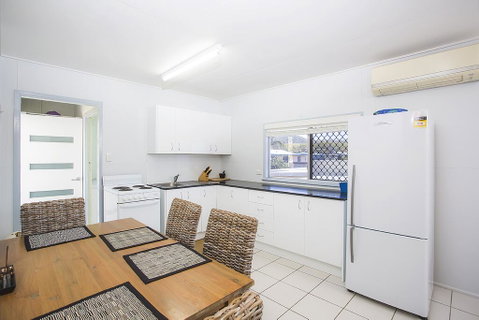 Grasstree Beachfront Shacks - Accommodation Melbourne 1