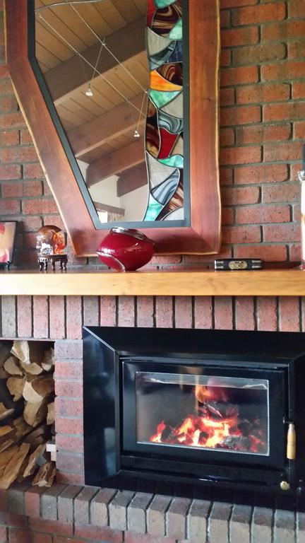 Grindelwald Lodge And Gardens - Melbourne 4u 3