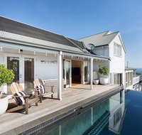 Hampton's Retreat Family friendly water views close to beach with heated pool - Accommodation Melbourne