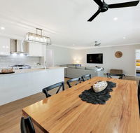 Hamptons  the Point - Accommodation Melbourne